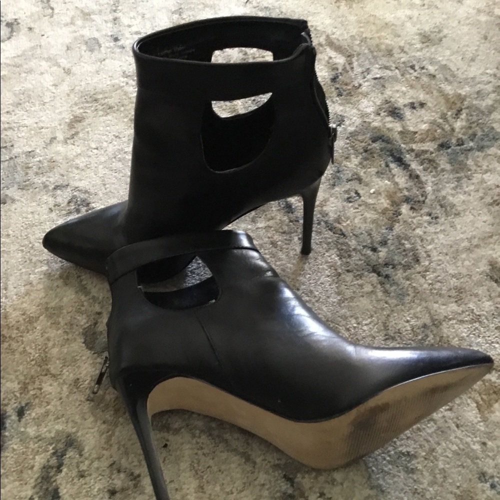 Nice Stylish Leather Booties - image 1